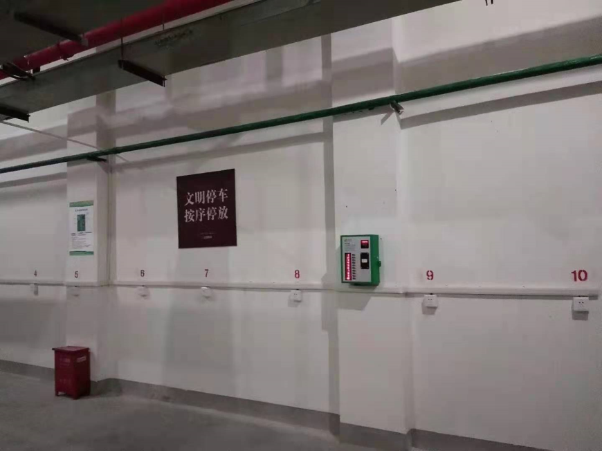 小區智能10路充電站